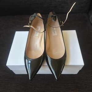 Valentino Garavani Black Patent Ankle Strap Leather Heels
